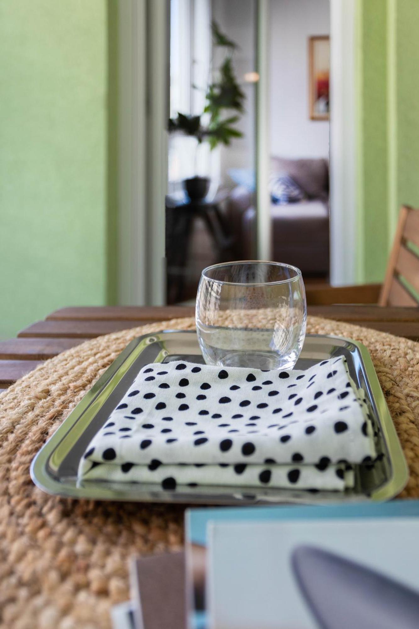 Apartamento Sunny 1Bdr With Balcony & Parking Zagreb Exterior foto