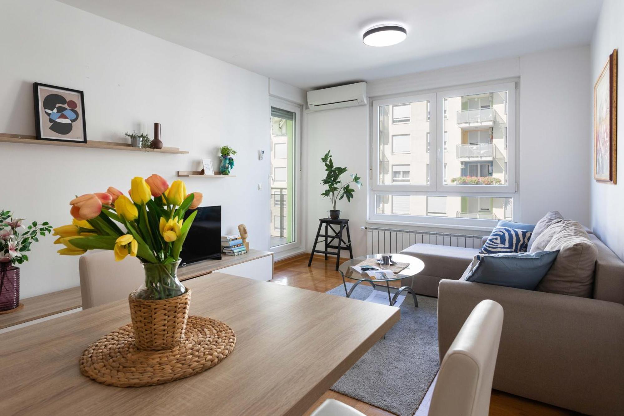 Apartamento Sunny 1Bdr With Balcony & Parking Zagreb Exterior foto